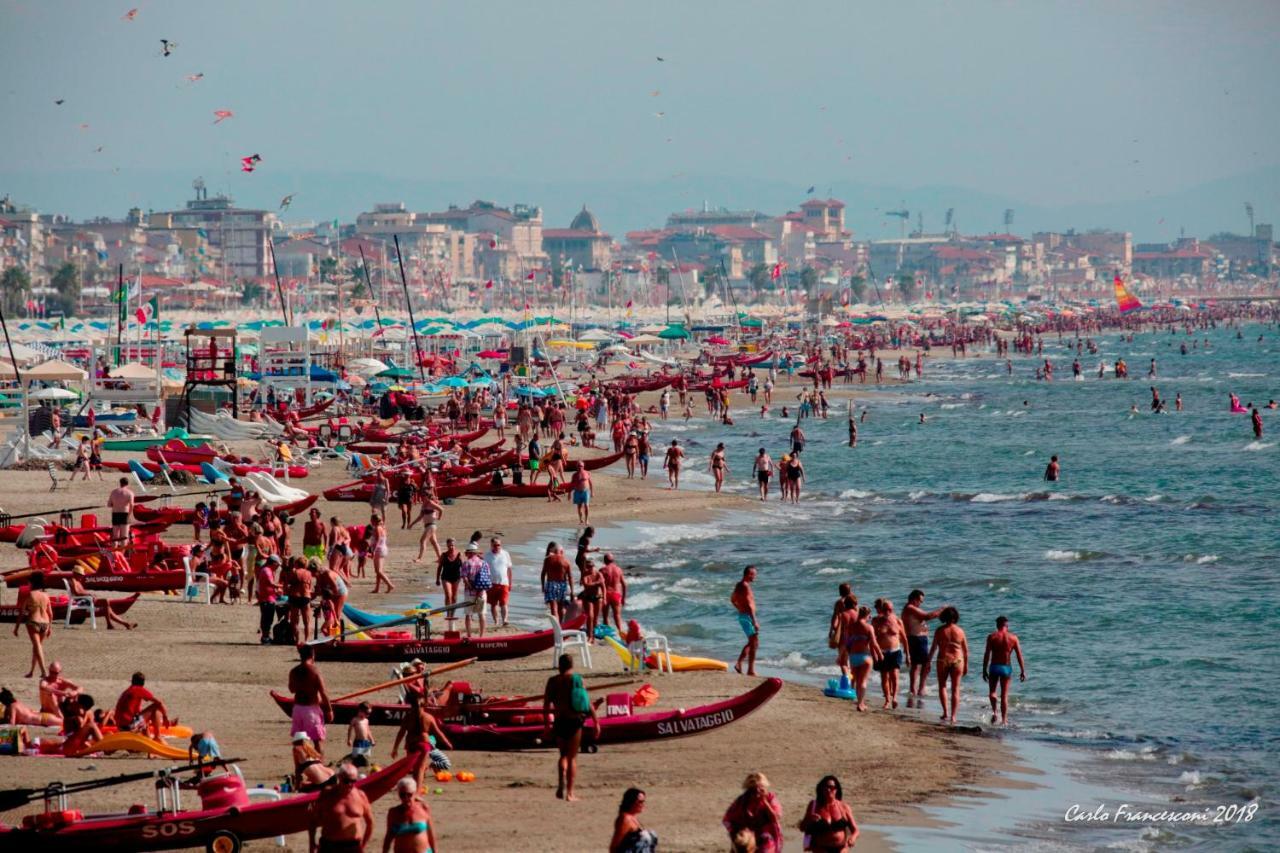 Vacanze A Viareggio Exterior foto